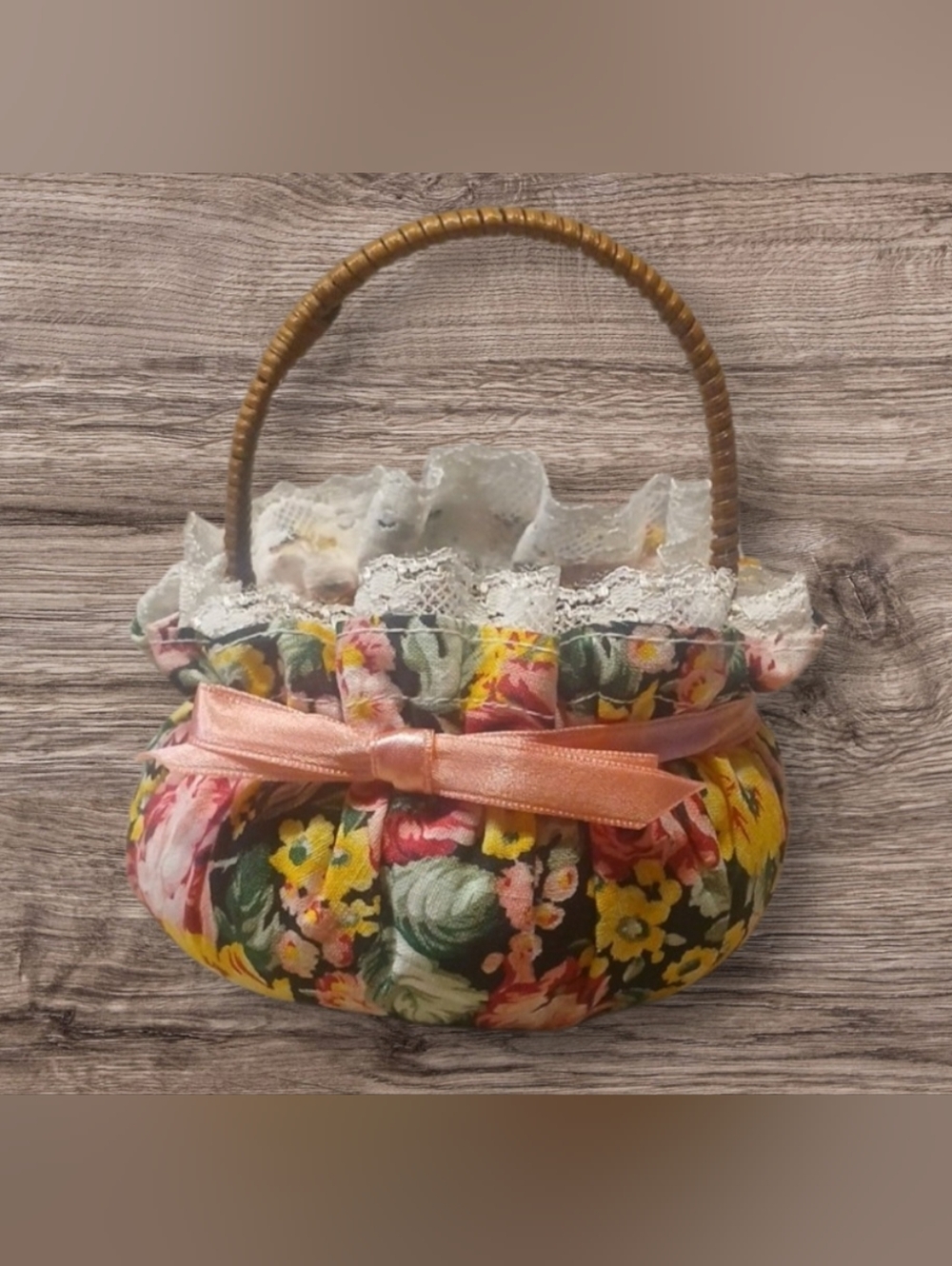 ⚕️Avon Victorian Rose Garden Basket | With Box & Scented Petals - Picture 6 of 6